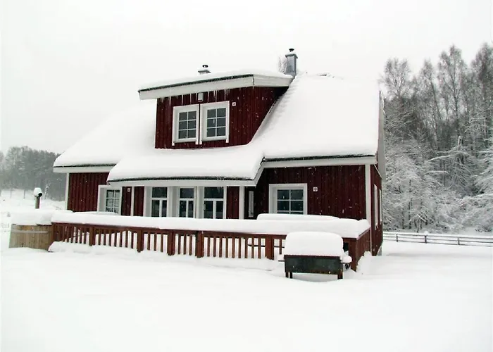 Aasa Puhkemaja فندق